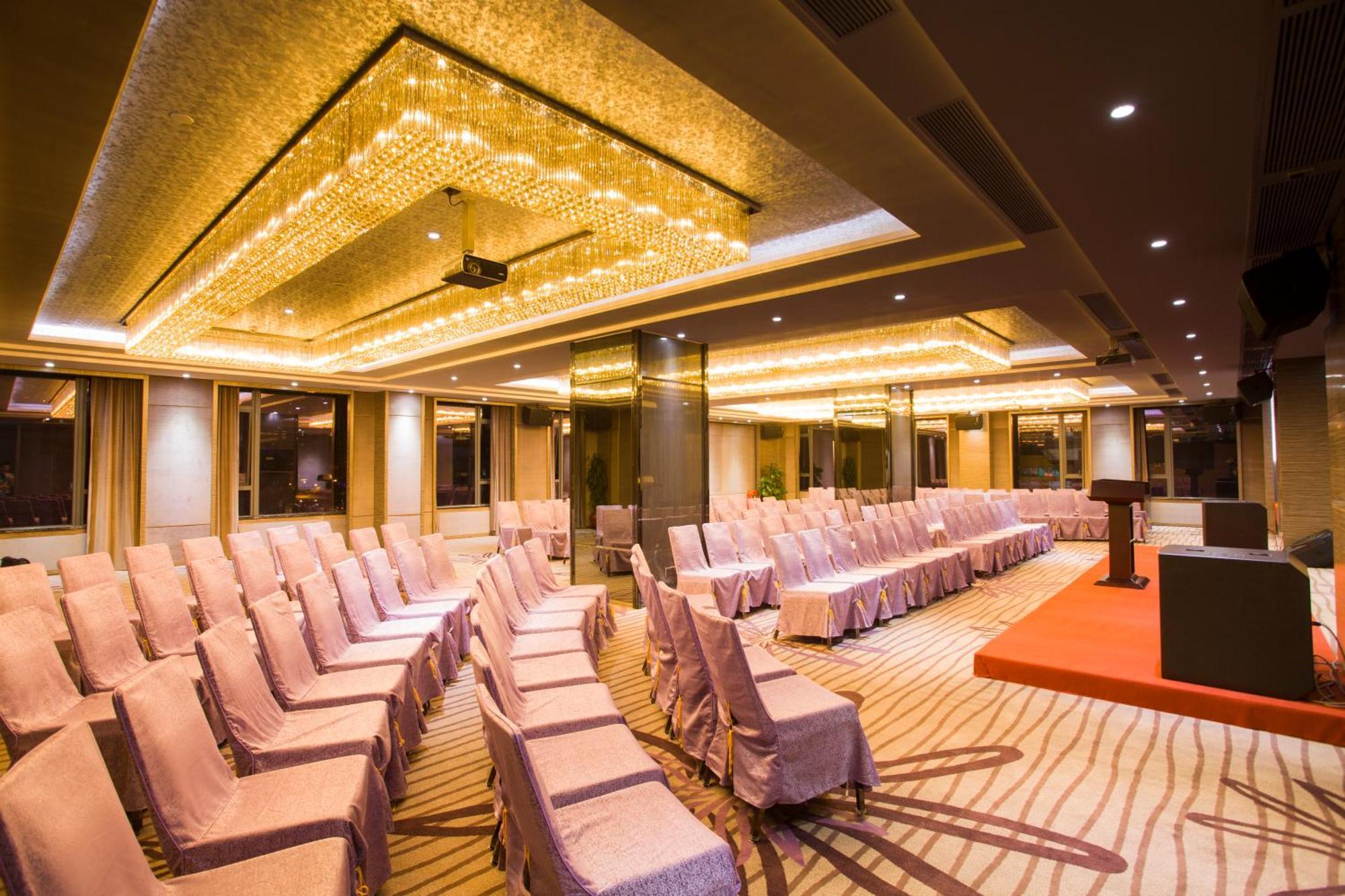 La Perle International Hotel - Free Shuttle Between Hotel And Exhibition Center During Canton Fair & Exhibitor Registration Counter Exterior photo