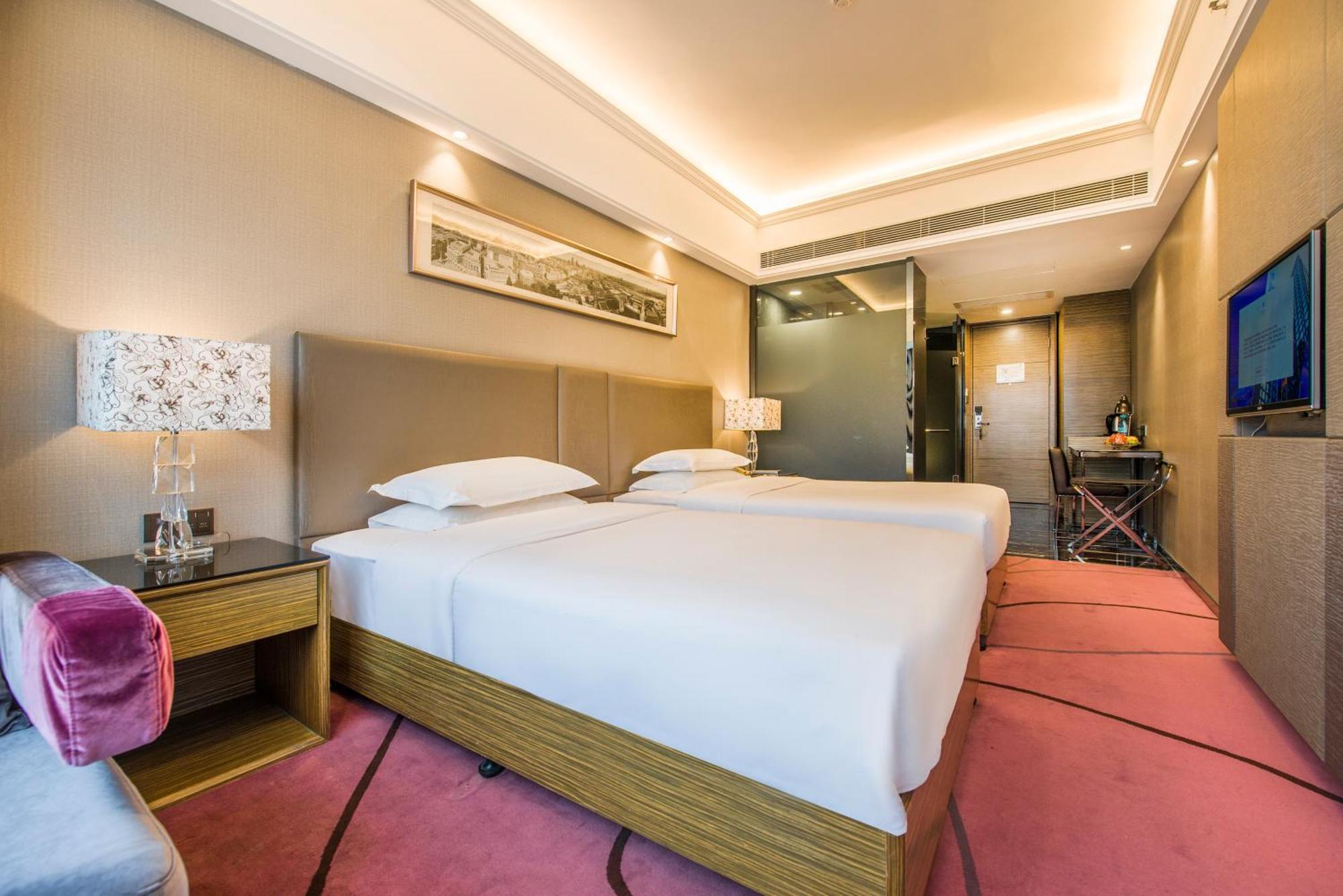 La Perle International Hotel - Free Shuttle Between Hotel And Exhibition Center During Canton Fair & Exhibitor Registration Counter Room photo