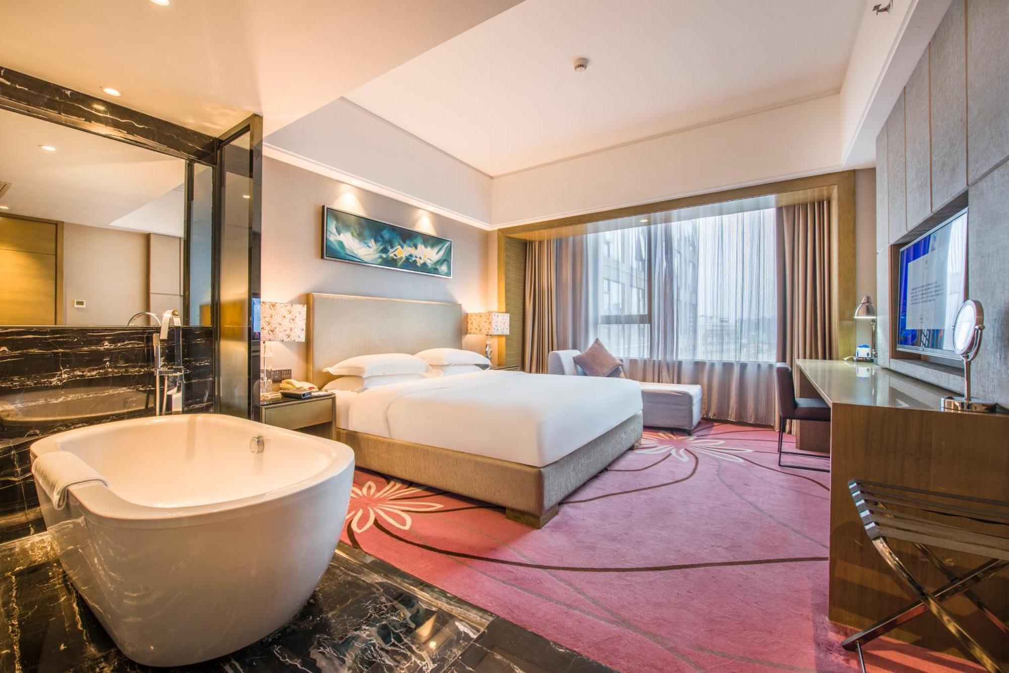 La Perle International Hotel - Free Shuttle Between Hotel And Exhibition Center During Canton Fair & Exhibitor Registration Counter Room photo